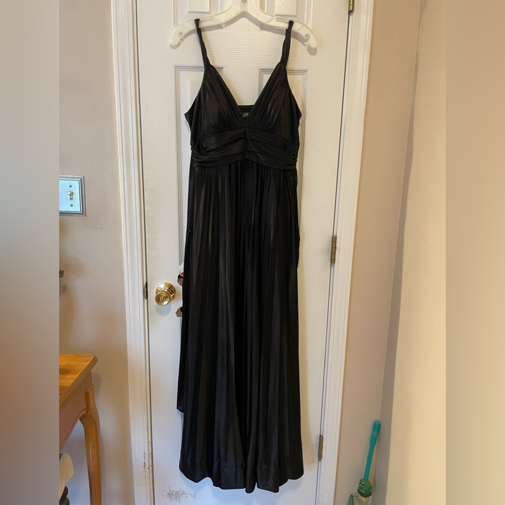 Beautiful Black Silky with Straps evening gown, City Triangles, Size L